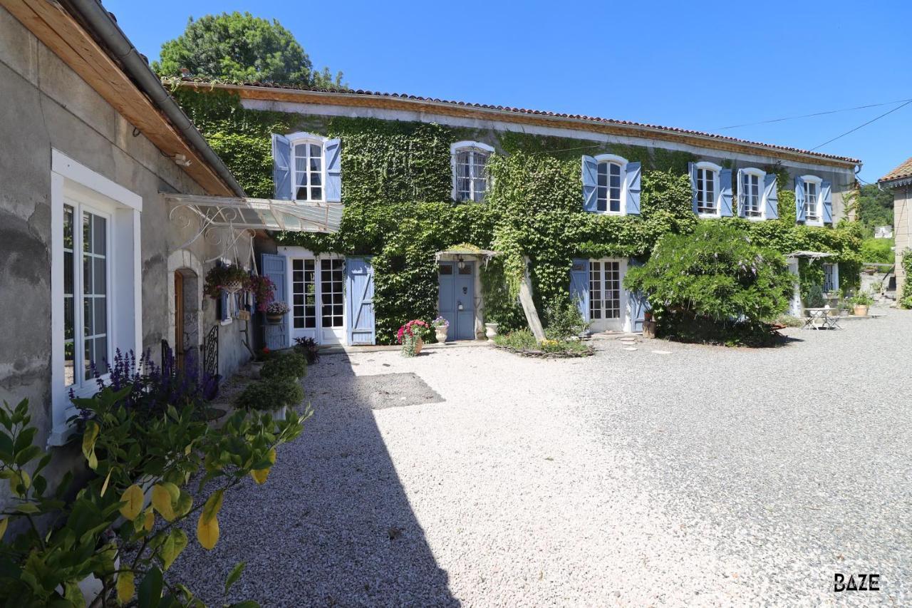 Centre De Bien-Etre Et Ses Chambres D'Hote Villeneuve-de-Riviere Экстерьер фото